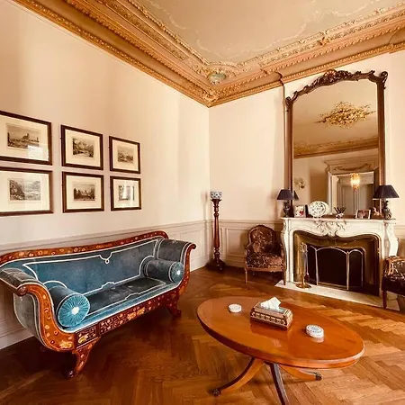 Сasa de vacaciones Le Grand Manoir D'aleksandr Saint-Medard-de-Guizieres